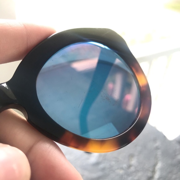 DIFF Eyewear Dime Sunglasses GUC with case! - Picture 2 of 7